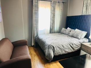 6 the Curve unit 27 - 7