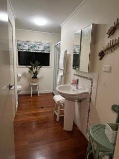 The Cowrie Shell, Hydeaway Bay - Hideaway Bay - 6