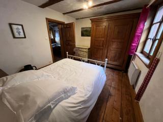 Gîte de l'Ortenbourg - mobilier d antiquaire - 7