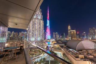 Modern 2BR with Harbor Views, Pool, & Concierge - 3