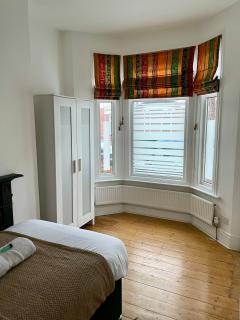 Cosy 5 beds 2 bathroom House in Coventry City near Amenties A444 and M6 CONTRACTOR DIGS - 3