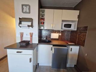 Studio Rénové avec Terrasse et Parking Privé au Cœur de Marseillan - FR-1-326-598 - Marseillan - 3