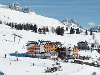 Hotel San Marco - Passo San Pellegrino - 1