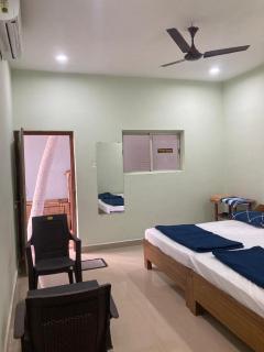 Oceanic Stay And Restaurant Gokarna - 1