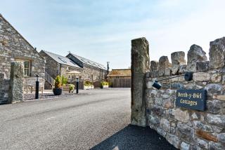 Woodland Cottage - Llanasa - 0
