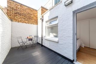 Charming 1 Bedroom Flat with Private Patio - West London, Kensington, Earl's Court, Chelsea - 3