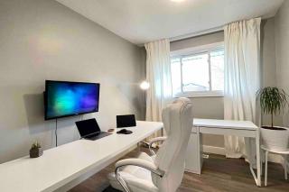 White House Suite - Sleeps 4 - 8