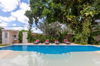 Via Tendenza Condos - 1