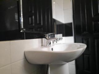 Executive apartments - Kampala - 1