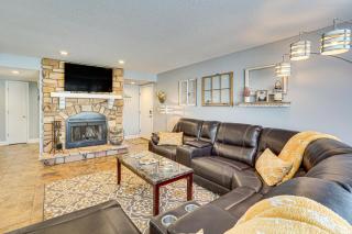 3 Mi to Boat Ramp Osage Beach Condo with Grill! - Osage Beach - 9