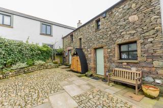 HIGH TREES BYRE - Two bed Cottage with Log Burner & Incredible Views - Workington - 8