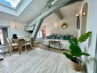 Suite Jota - Lione - 0