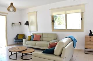 Palm Village Escape - 4