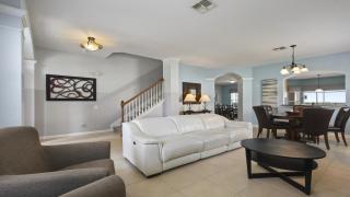 Windsor Hills 6BR Home Pool Spa Private Theater - Orlando - 4