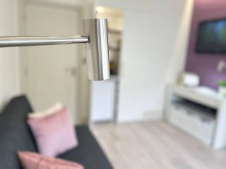 Apt 07 Beachside Beauty Central Studio Steps from Cafes - Brighton & Hove - 3