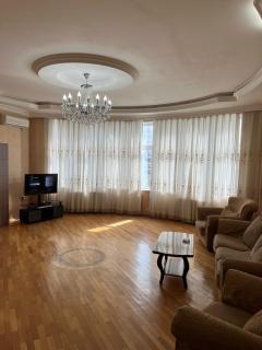 Apartment in center - Baku - 1