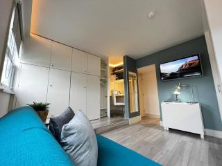 Apt 09 Stylish Studio Steps from Sea & Promenade - Brighton & Hove - 2