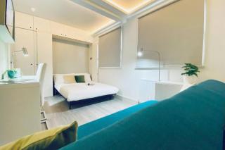 Apt 11 Seaside Serenity Chic Studio Steps to Beach - Brighton & Hove - 6