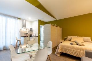 Apartamentos Basílica Santa Eulalia PARKING GRATIS - Mérida - 4