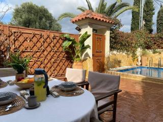 Pool Garden House near the Sea - Vari - 3