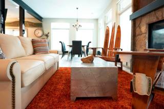 Elite Retreat for family and friends; Lake Front, launch, dock, boat slips - Lake Ozark - 7