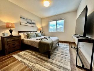 Ski-in/Ski-out Townhouse on Whitefish Mountain - Whitefish - 5