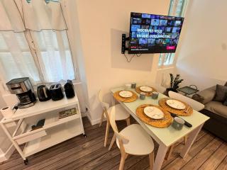 Carre D'or: Very Central Calm Cozy 2BR, with Wi-Fi - Nice - 5