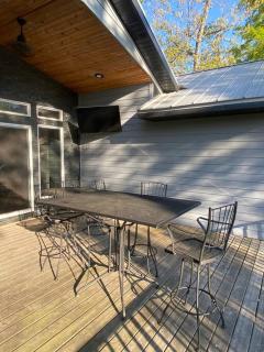 Grey Cabin Sleep 16- free VIP! - Lake Ozark - 5