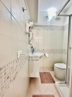 San Lorenzo Room - 4