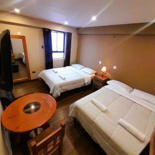 Laguna House - Huaraz - 1