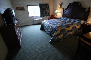 Baymont Inn and Suites by Wyndham Farmington, MO - Farmington - 1