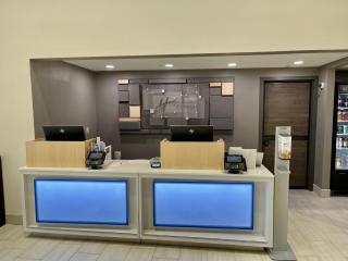 Holiday Inn Express & Suites Sulphur - Lake Charles by IHG - Sulphur - 2