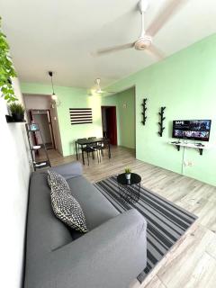 Seaview Holiday Apartment 3 - WiFi & Netflix - 7