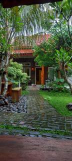 Teluk Biru Homestay - Banyuwangi - 8