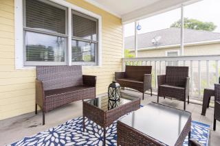 The Yellow Bungalow - Savannah - 3