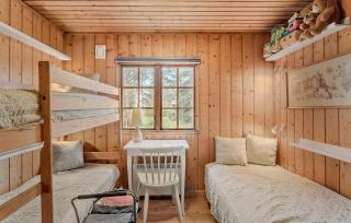 Awesome Home In Askø With Wifi - 1