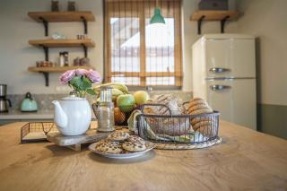 Villa Salvia - Country style luxury & a captivating poolscape - 3