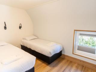 Holiday Home in Forest near Pond - Baars - 8