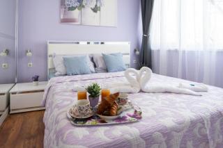 Luxury 2BR Retreat in Central Varna - 4