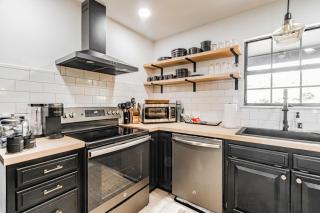 The Beaver Lake Hangar - 4