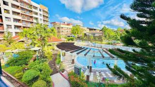 2BR Kelsey Haven With Balcony - 9