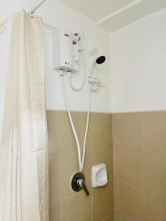 * *D2 Central Location Condo - Iloilo - 3