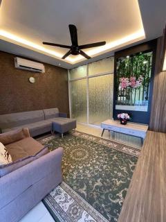F&F Family - KBCC Homestay - Kota Bharu - 2
