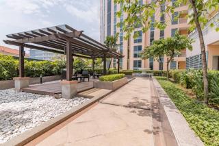 Condo at Venice Mall, near Airport, BGC & Makati - Manila - 6