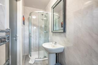 *RB246* For your most relaxed & Cosy stay + Free Parking + Free Fast WiFi * - Knowsthorpe - 7