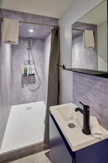 Studio ciné atypique Climatisé à Nevers by Primo Conciergerie - 2