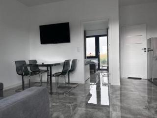 Zwei-Zimmer-Reihenhauswohnung - Gąski - 0
