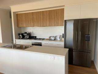 Banksia Lakeview Retreat - Clayton Bay - 2