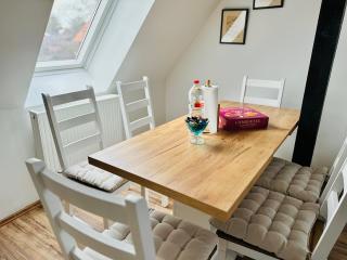 Charmantes Apartment mit kostenlosem Parkplatz - - 9