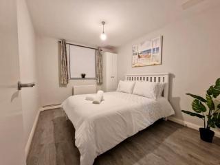 Contemporary City Centre Flat - 1